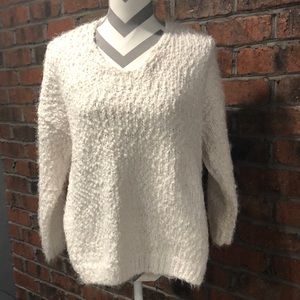 Women’s furry cream sweater. Size s/m.